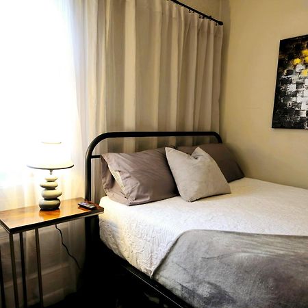 Charming! Near Cle Clinic/Uh/Cwru/Dwntwn W/Porch Villa Cleveland Bagian luar foto